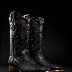 Men's MAMBA Python Tribute Square Toe Boot, 6.5, Black